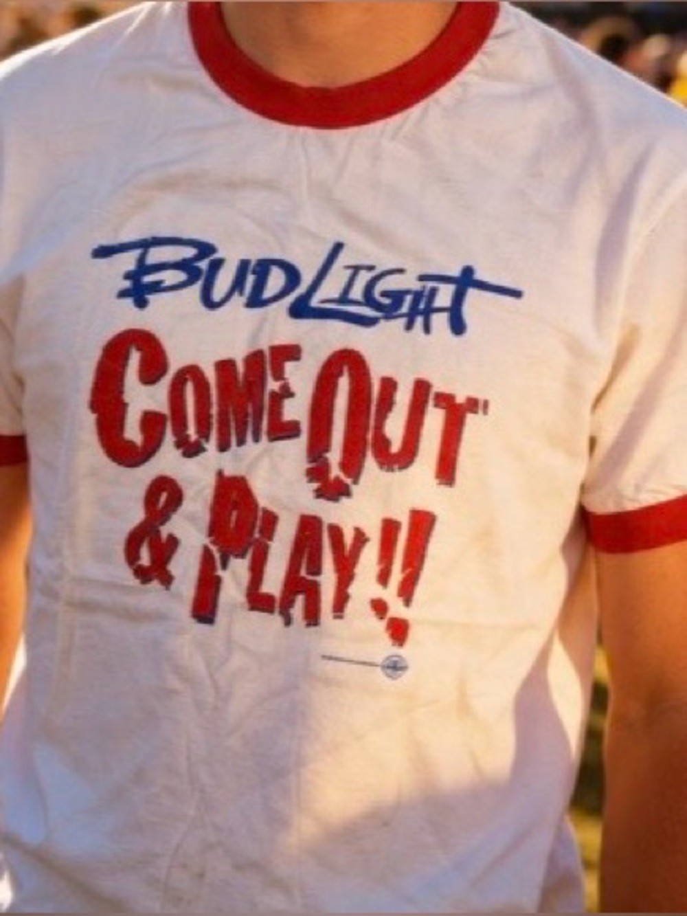 Vintage 1997 Bud Light 'Come Out & Play' Ringer T-Shirt White Large